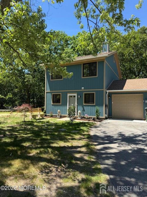 5 Canary Cir, Howell, NJ, 07731-2036 | Card Image