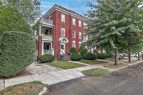 134 Irving Ave, Providence, RI, 02906-4510 | Card Image