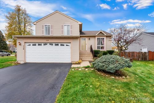 116 Woodview Drive, Streamwood, IL, 60107 | Card Image