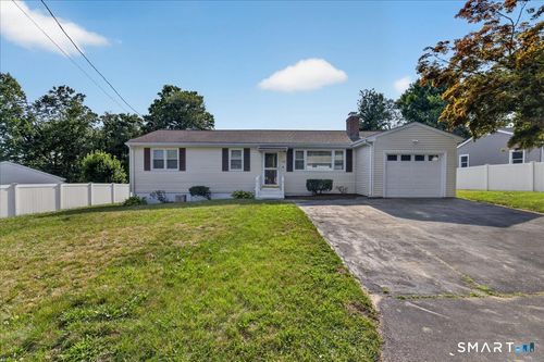 152 Ida Ave, Derby, CT, 06418-2300 | Card Image