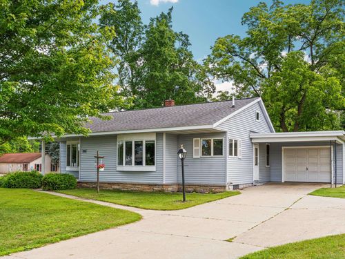 106 N Brownson Ave, Kingsley, MI, 49649-8214 | Card Image