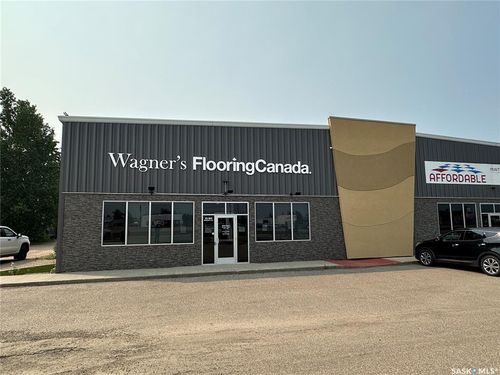 2-464 Broadway St E, Yorkton, SK, S3N3Y1 | Card Image