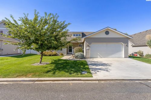 1641 Foxglove Ave, Richland, WA, 99352-8569 | Card Image