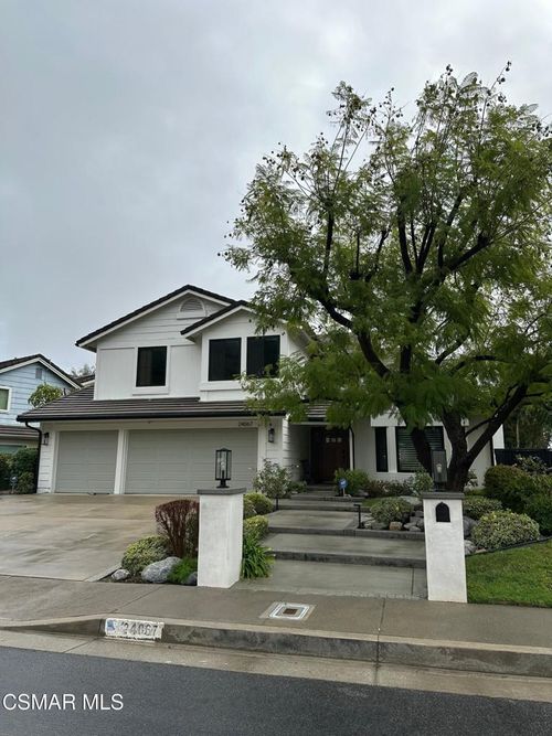 24067 Arminta St, Canoga Park, CA, 91304-5104 | Card Image