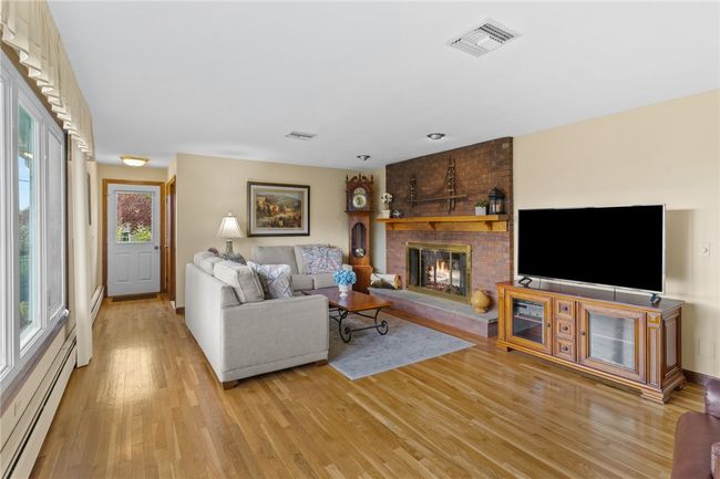 12 Hi View Dr Hope RI | Image 14