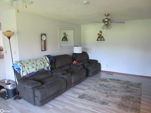 14 Greenbrier, Keokuk, IA, 52632 | Card Image