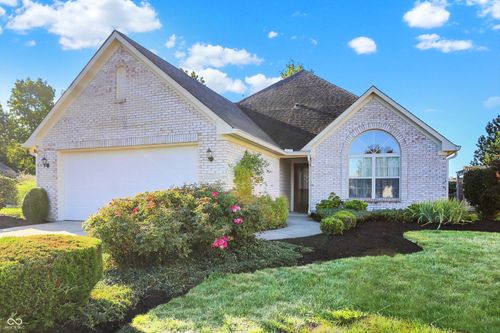 1781 Stonewall Cir, Greenfield, IN, 46140-7913 | Card Image