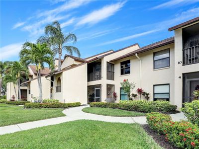 9 - 8336 Charter Club Circle, Condo with 2 bedrooms, 2 bathrooms and null parking in Fort Myers FL | Image 2