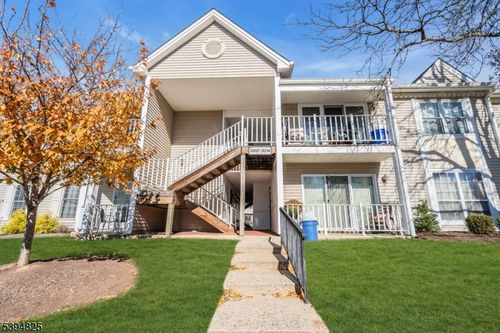 3010 Doolittle Dr, Bridgewater, NJ, 08807-3518 | Card Image