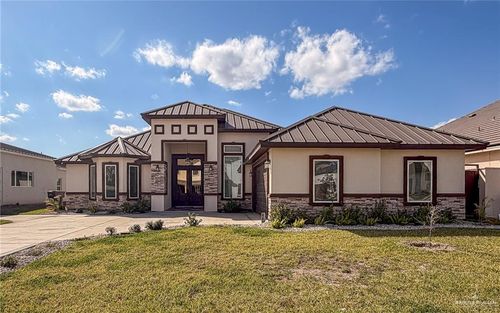 8813 N 9th St, Mcallen, TX, 78504-6848 | Card Image