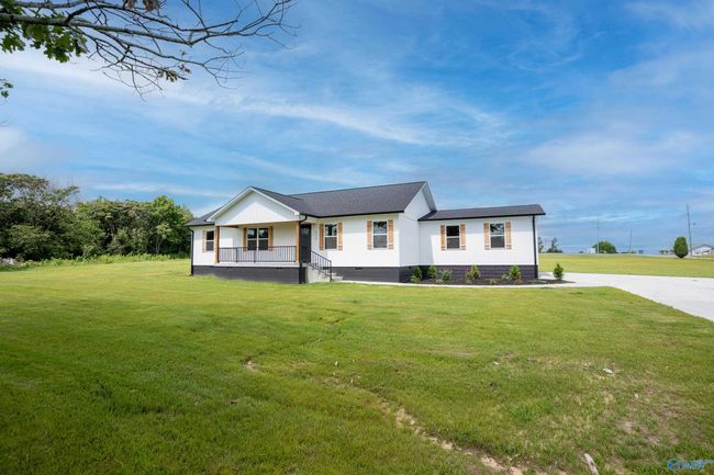 213 Workman Rd, House other with 3 bedrooms, 2 bathrooms and null parking in TRENTON GA | Image 5