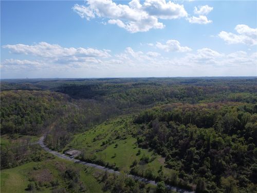 5679 N Montour Road, Richland, PA, 15044 | Card Image