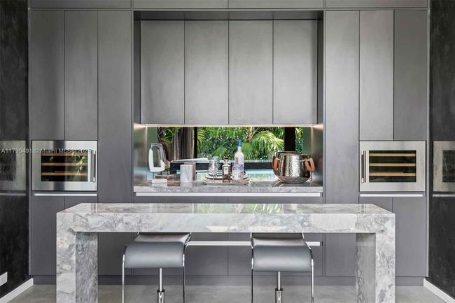 121 2 Nd Dilido Ter, House other with 5 bedrooms, 6 bathrooms and null parking in Miami Beach FL | Image 9