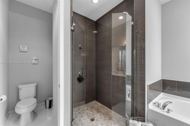 15124 Sw 176 Th Ter, House other with 4 bedrooms, 4 bathrooms and null parking in Miami FL | Image 14