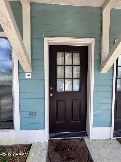 109-2202 Johnston St, Lafayette, LA, 70503-2713 | Card Image