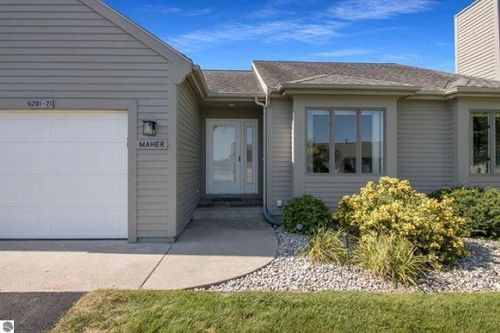 6281 Ridge Dr, Benzonia, MI, 49616-9429 | Card Image