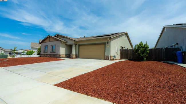 2650 Adams Ln, House other with 3 bedrooms, 2 bathrooms and 2 parking in Manteca CA | Image 4