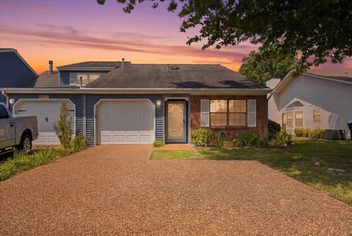 6679 Hickory Brook Rd, Chattanooga, TN, 37421-1780 | Card Image