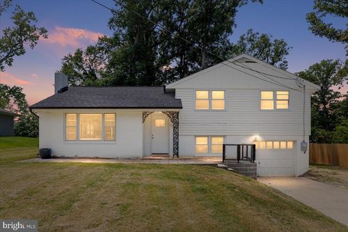 7410 Dickenson St, SPRINGFIELD, VA, 22150-4016 | Card Image