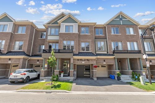 24 Waterside Way, Whitby, ON, L1N0N1 | Card Image