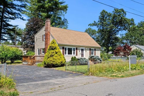 31 Dartmouth Dr, Billerica, MA, 01821-1001 | Card Image