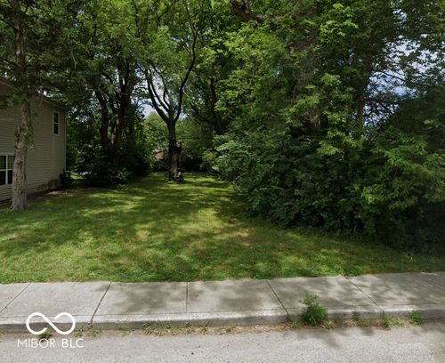 934 Roache St, Indianapolis, IN, 46208-5441 | Card Image