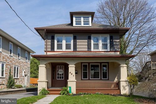 631 S Broad St, LITITZ, PA, 17543-2810 | Card Image