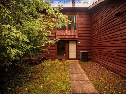 102 Hunters Ridge Rd, Charleston, WV, 25314-2406 | Card Image