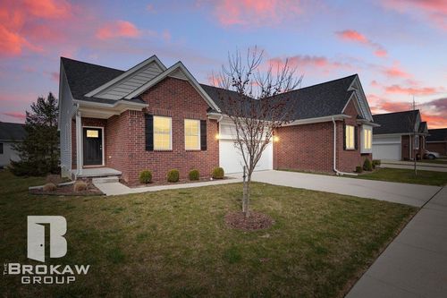 1389 Luxington Dr, Lapeer, MI, 48446-1220 | Card Image