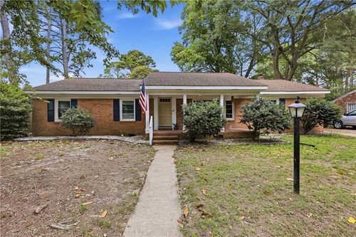 4820 Manor Ave, Portsmouth, VA, 23703-3608 | Card Image