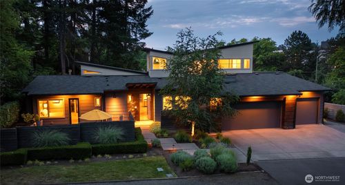 11116 Se 4th St, Bellevue, WA, 98004-6349 | Card Image