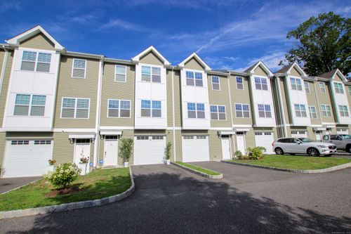 5-5 Laurel Hill Ct, Brookfield, CT, 06804-1754 | Card Image