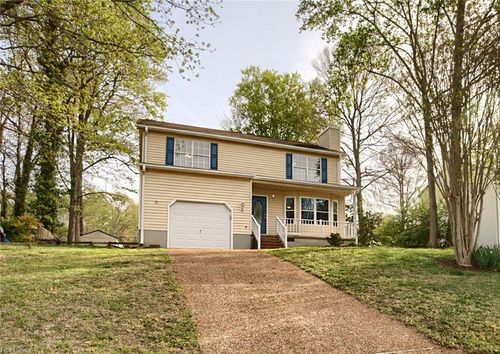 604 Musket Dr, Williamsburg, VA, 23185-5302 | Card Image