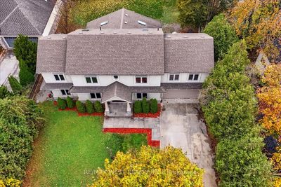 2135 Lakeshore Rd W, House other with 4 bedrooms, 5 bathrooms and 10 parking in Oakville ON | Image 2