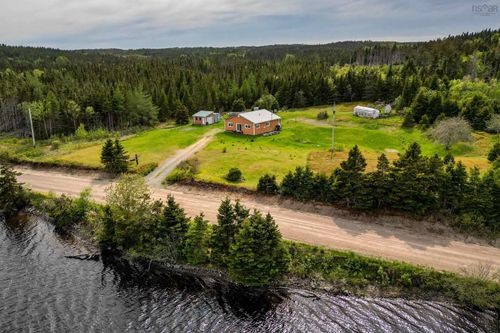 60 W Side Grand River Rd, Grand River, NS, B0E1M0 | Card Image