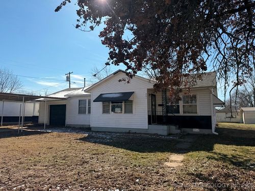 401 S Tucker Ave, Drumright, OK, 74030-4047 | Card Image