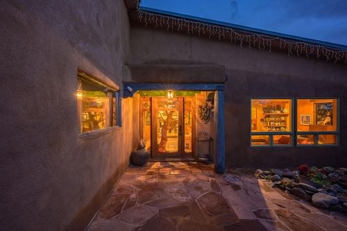 42 Hondo Seco Rd, Arroyo Hondo, NM, 87513-8021 | Card Image