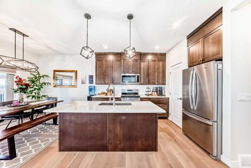 128 Savanna Lane Ne, Calgary, AB, T3J0X4 | Card Image
