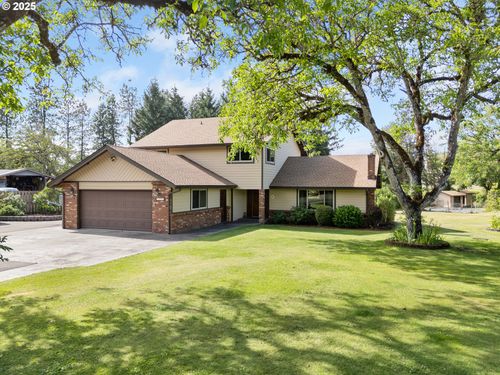1884 Wild River Dr, Roseburg, OR, 97470-9441 | Card Image