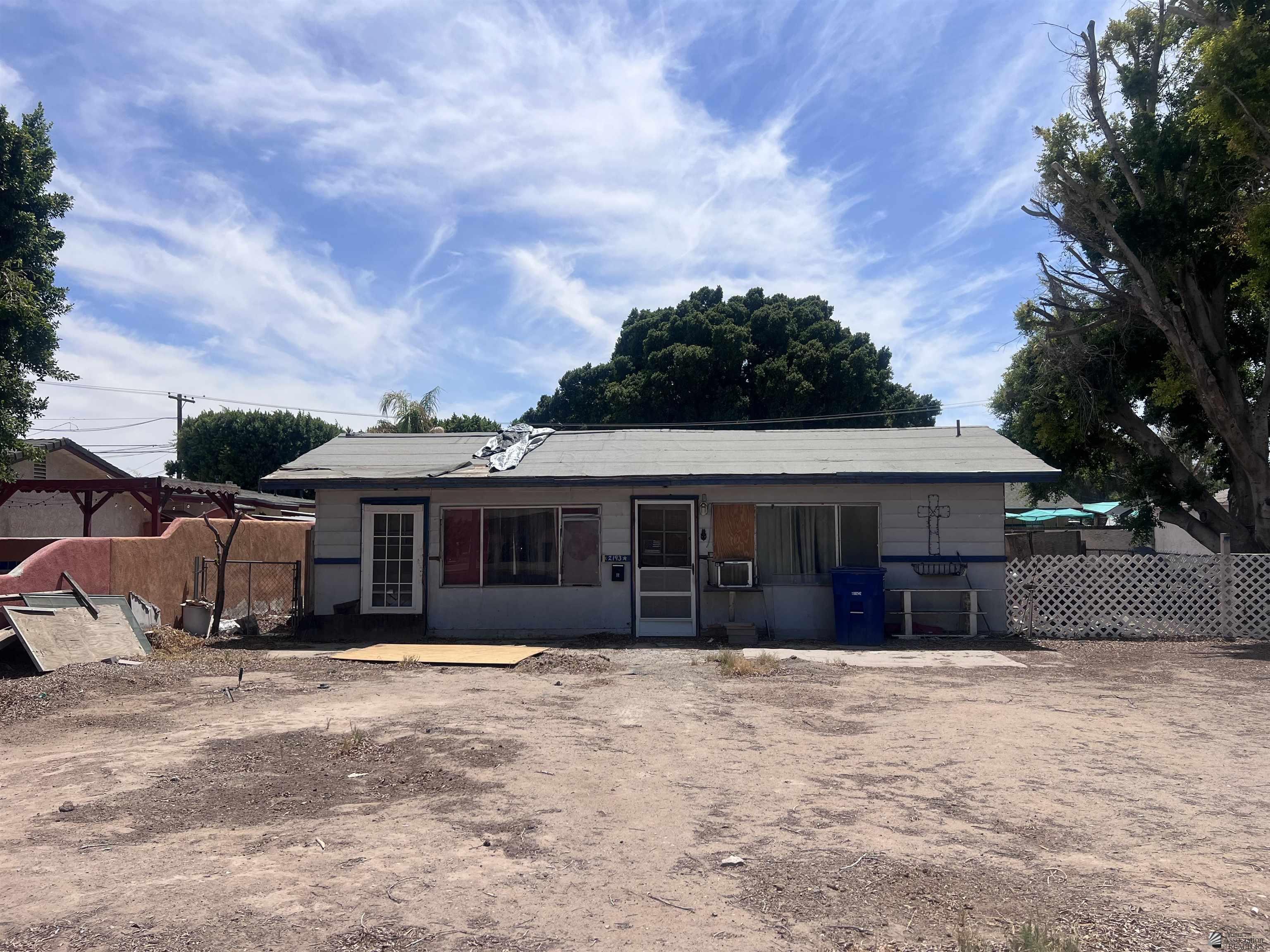 2193 W 1St St, Pending in Yuma - eXp Realty