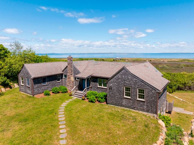 370 Lighthouse Rd, House other with 4 bedrooms, 3 bathrooms and null parking in Aquinnah MA | Image 51