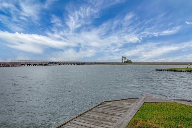 354 Ling Street, House other with 3 bedrooms, 3 bathrooms and 1 parking in Bayou Vista TX | Image 13