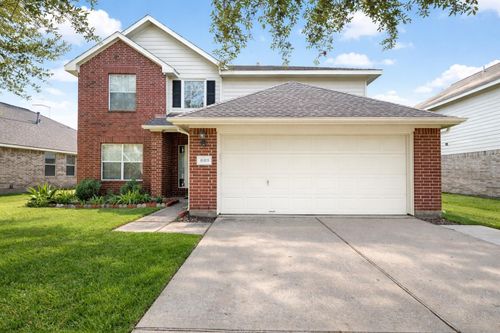 8315 Cardamon Ln, Baytown, TX, 77521-6513 | Card Image
