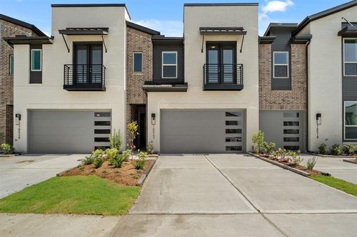 16522 Amber Patina Ln, Cypress, TX, 77433-7340 | Card Image
