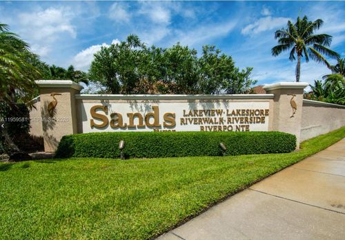 10204-3212 S Lakeview Cir, Hutchinson Island, FL, 34949-8859 | Card Image