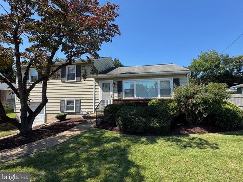 521 Baylor Rd, GLEN BURNIE, MD, 21061-4605 | Card Image