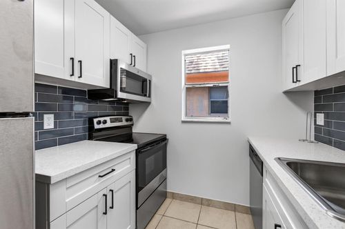 205-450 Sw 2nd Ave, Boca Raton, FL, 33432-5924 | Card Image