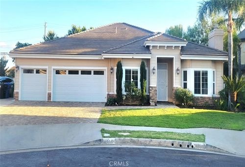 21346 Blackhawk St, Chatsworth, CA, 91311 | Card Image
