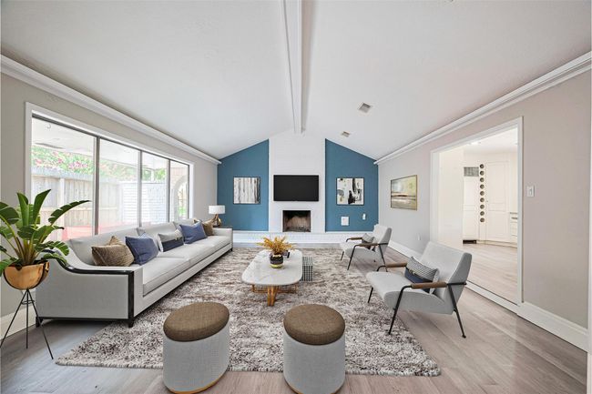 2814 Shadowdale Dr, House other with 3 bedrooms, 2 bathrooms and null parking in Houston TX | Image 7