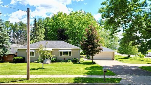 3719 Rudolph Rd, Eau Claire, WI, 54701-7931 | Card Image